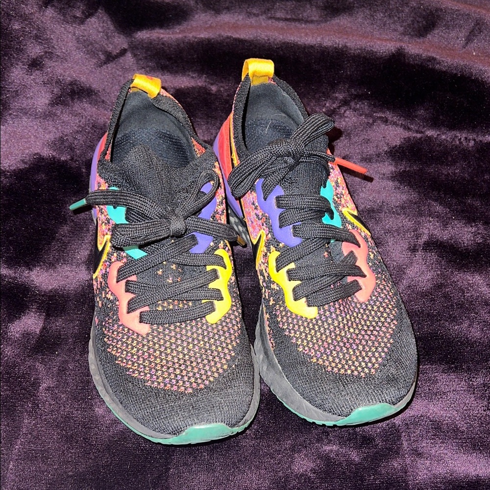 Nike‎ Multicolor Womens Sneakers 6.5